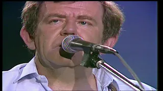 Paddy Reilly - Carrickfergus (Live at the National Stadium, Dublin, 1983)