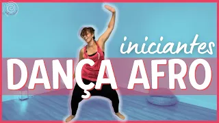 15 minutos de DANÇA AFRO para INICIANTES | AULA DE DANÇA, com Tati Perrone