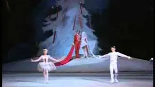 1989 Bolshoi Ballet Nutcracker (excerpts 12/12) by Grigorovich/Tchaikovsky - Final Waltz
