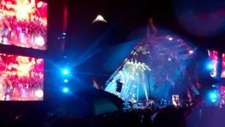 U2 - With or Without You  HD (Glastonbury 2011 Pyramid Stage 27th June 2011)