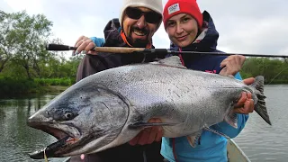 Камчатка, часть 1! Лосось ЧАВЫЧА за ДЕСЯТКУ, трофей! СТАРБЛОГ. Russian Fishing. Русская рыбалка