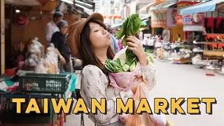 LIFE IN TAIWAN: Eating AUTHENTIC Taiwanese Street Food + Day Market Shopping