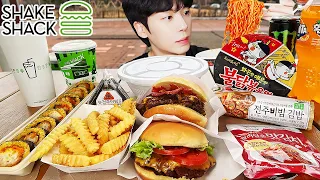 ASMR MUKBANG | 직접 만든 불닭볶음면 김치 라면 김밥 쉑쉑 버거 먹방 Shake Shack Burger AND FIRE NOODLES