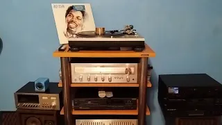 Caribean Queen Billy Ocean played on Technics 1200 MK2 and Pionner Receiver and Speakers