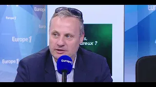 Quel est l'impact du football sur la politique ?