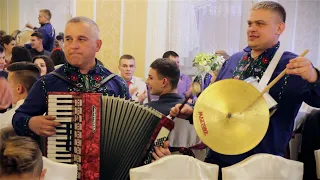 Ukrainian wedding - Веселі музики - ВЕСЕЛІ  СПІВАНОЧКИ