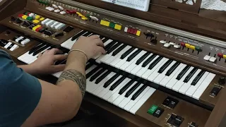 Órgão Yamaha Electone C 55 restaurado e revisado. Som vintage