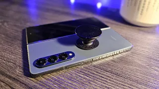 Using the Z Fold with NO CASE? Only a PopSocket? Am I crazy?