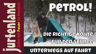 Eine Kohte in Petrol und Schnee  - Jurtenland