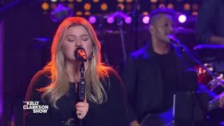 Kelly Clarkson Covers You Are a Tourist By Death Cab for Cutie  Kellyoke