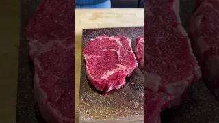 The Right Way To Salt A Steak 🥩