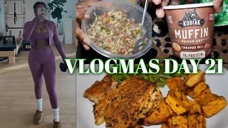 VLOGMAS DAY 21 | What I eat in a day for weight loss, 10 lbs down | LQLove