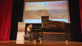 Muamer Sun "Köçekçemsi ".Piyanoda Melisa Şentürk (Danubia Talents Contest)