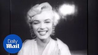 Archive newsreel announces the death of Marilyn Monroe in '62 - Daily Mail