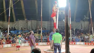 Acrobatics Chinese circus lady lader exercise