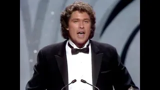 David Hasselhoff WINS the 1983 People's Choice Award for Knight Rider! With a KITT Cameo!