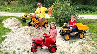 Max on the truck helps Sofia and fills a puddle with sand