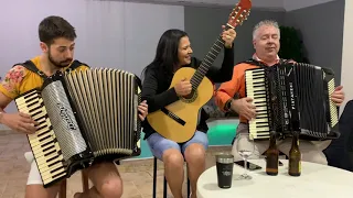 MULHER CHORONA - TEODORO & SAMPAIO - Gustavo Neves Sanfoneiro , Cleide Mara e Cruvinel do Acordeon