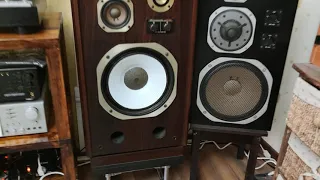 OTTO SX-1166 vs Yamaha YP-D7.