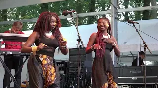 Oumou Sangaré - Mali Nialé - Afrika Festival Hertme 2017