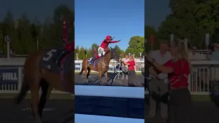 Frankie Dettoris flying dismount at The Racing League week 2 Lingfield!