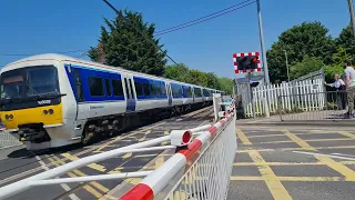 (Stuck in night mode) Bicester Level Crossing, Oxfordshire