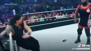 roman reigns a spear return to Mark Henry through bericade