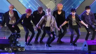 180622 방탄소년단 BTS - Airplane pt.2 @ Lotte Family Concert (fancam)