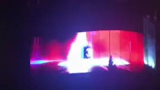 На крупнейшем световом экране Одессы показывают эротическое шоу