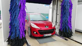Automatic car wash tunnel machine with lavafall in France