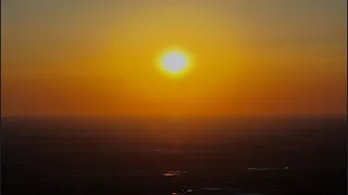 Angels UAP/UFO Filmed Flying Into The Sunset