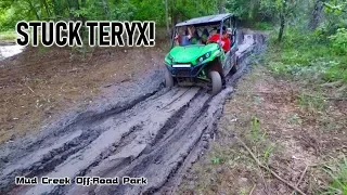 Honda Rubicon Saves Stuck Kawasaki Teryx