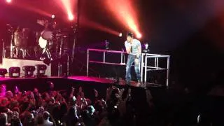 Enrique Iglesias - "Bailamos" (Ahoy Rotterdam, March 28, 2011, Euphoria Tour)