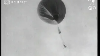 Hot air balloon trapeze act (1938)