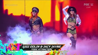 Toxic Attraction Debut Entrance - SmackDown August 19, 2022