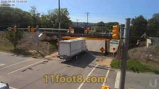 Reefer truck breaks the spell at the 11foot8+8 bridge