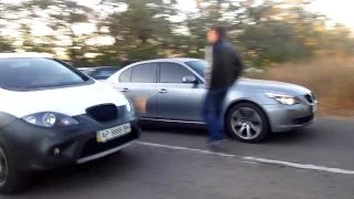 BMW 530 vs Seat Drag Racing