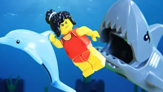 Lego Ocean Adventure NinjaGo vs Largest Shark