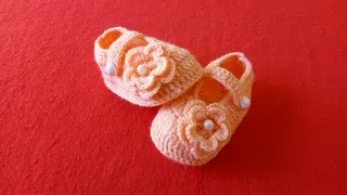 How to crochet baby booties with straps for (1 year baby)