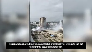 Shocking footage from Energodar Ukraine  Russian occupiers shoot at civilian