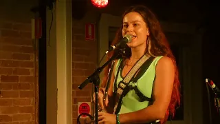 DOWN UNDER (Live in Manly)