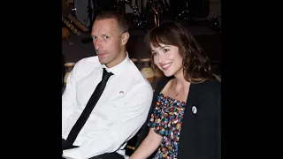 HOLA! USA- CHRIS MARTIN AND DAKOTA JOHNSON TAKE RELATIONSHIP TO THE NEXT LEVEL