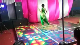 Bollywood mashup song dance by Mahi Tripathi