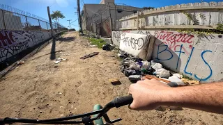 RIDING BMX IN LA COMPTON GANG ZONES 24 (BMX IN THE HOOD)