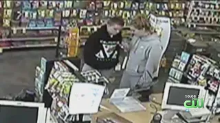 Police Searching For 2 Suspects Who Robbed 85-Year-Old Man In CVS