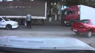 Подборка ДТП за июль 2013 Часть 6 Car crash compilation July 2013 Part 6)