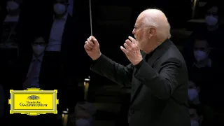 John Williams, Berliner Philharmoniker – Throne Room & End Title (Official Music Video)