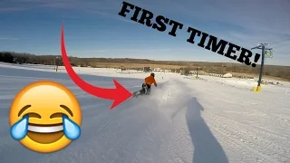 FIRST TIME SNOWBOARDER....HARD FALLS! ✔