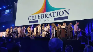 Ewan McGregor surprises obi wan fans at star wars celebration Europe