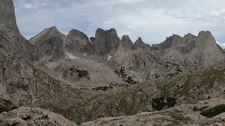 The Big Sandy Trail and the Cirque of the towers